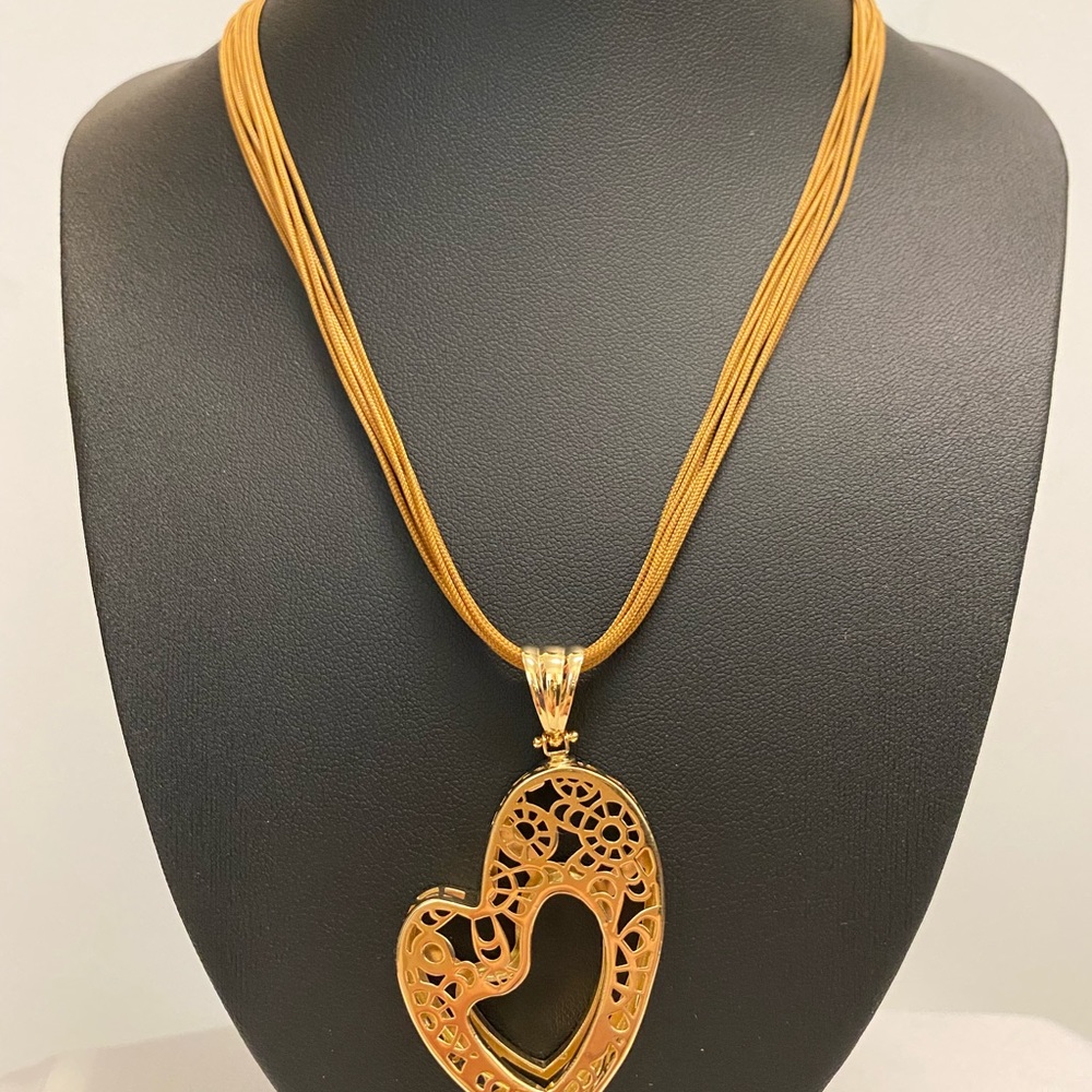 Gold Heart Pendant Necklace NWOT